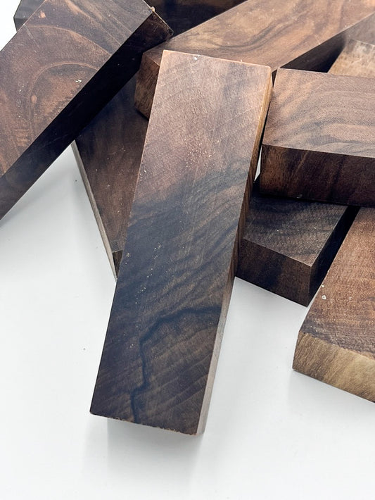 Rohling für Messer / stabilisierte Nuss