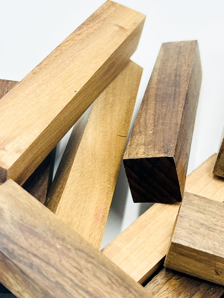 Rohling für Stifte / stabilisierter Nussbaum