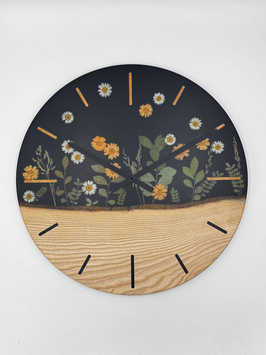 Schwarze blumige Esche