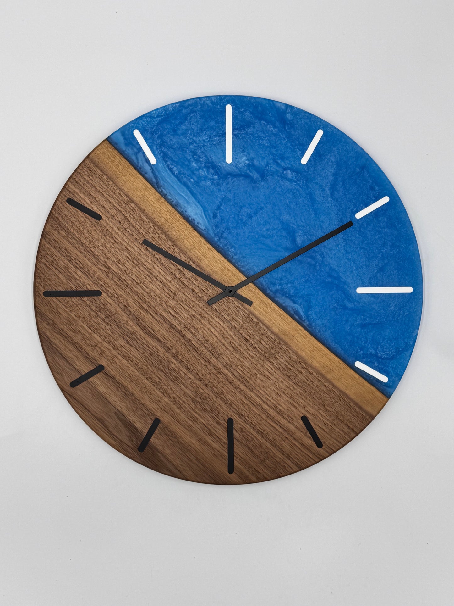 Blaue Ami-Nuss