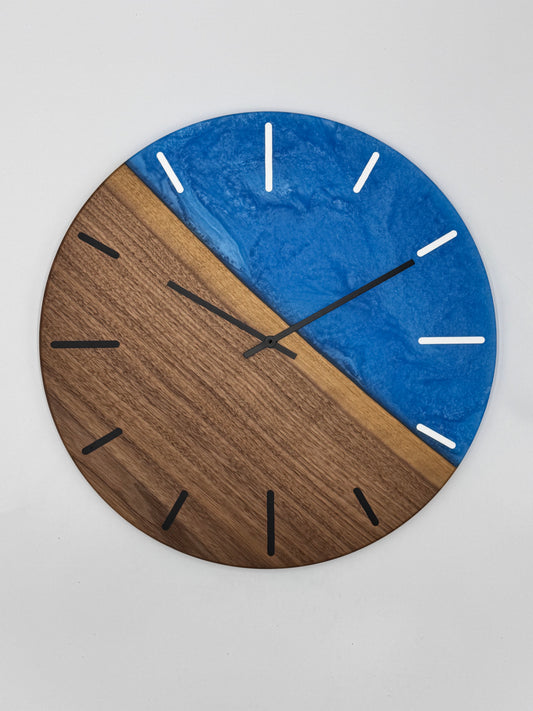 Blaue Ami-Nuss